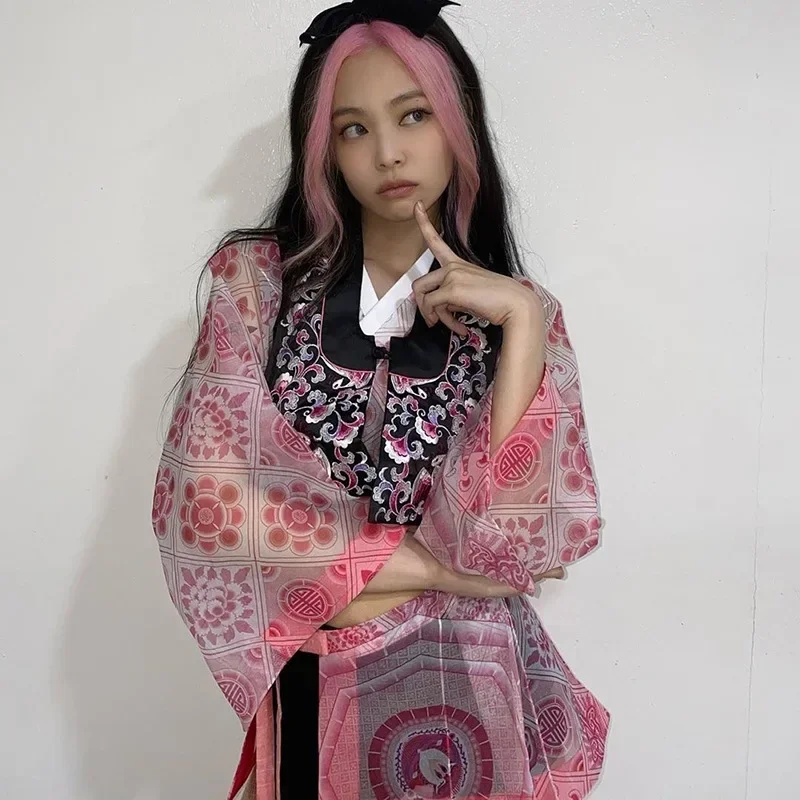 Mn1 kpop estrela coreana jennie moda sexy cardigan colete camisa de manga comprida blusa tops + shorts pretos finos rosa mini saia feminina 8/yg