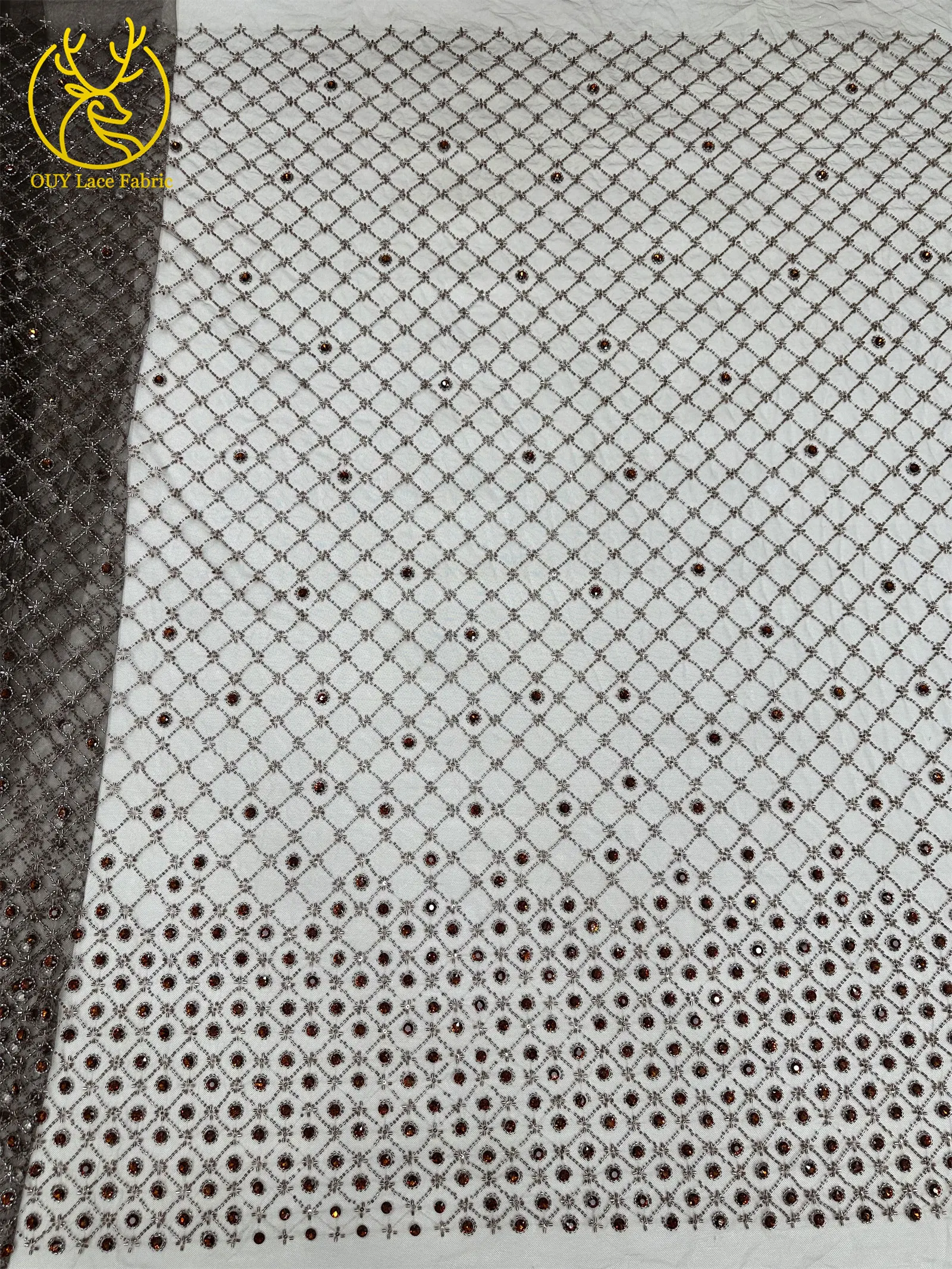 Smaragdgrüner Afrikanischer Tüll mit Perlen, Hochwertige Französische Pailletten-Spitze, Nigerianischer Mesh-Tüll für Hochzeitskleider – Detail 13