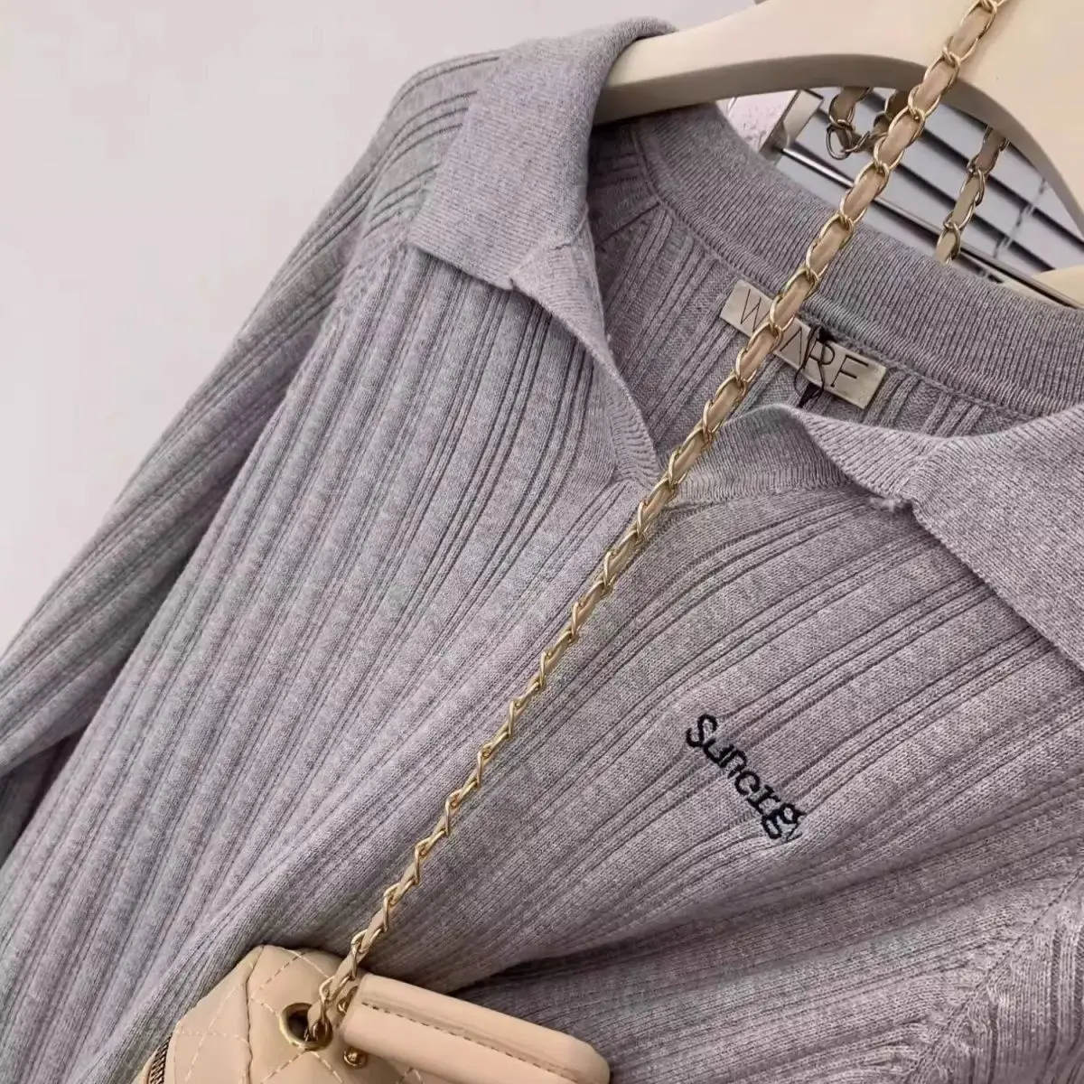 Suéter con cuello tipo Polo para mujer, suéter de manga larga con solapa fina, Top informal elegante y versátil, otoño e invierno, 2025