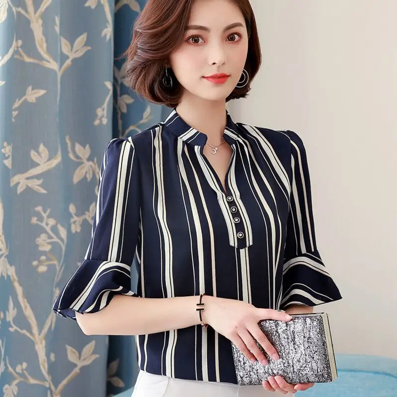 Chiffon Shirt Loose Blouses Stripe Ladies Tops Summer 2023 Korean Women's Clothes Trumpet Sleeve Shirts Trend Plus Size Rarf Ta