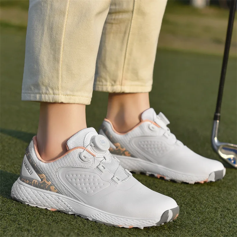 Białe buty golfowe Mężczyźni Kobiety Wodoodporne trampki golfowe Antypoślizgowe buty golfowe bez kolców Skórzane sportowe buty golfowe na świeżym