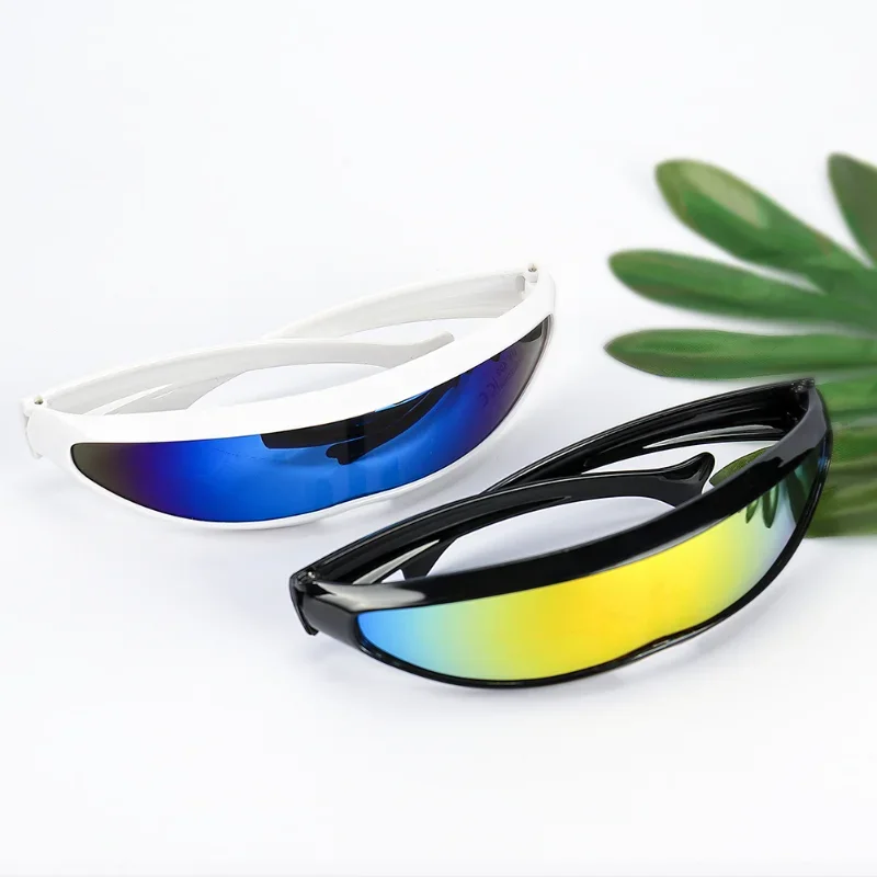 Nuevas gafas de sol futuristas con montura estrecha y diseño de ojo de ciclope, gafas con lentes láser, protección UV400, lentes espejadas con diseño personalizado, gafas de sol para hombre.