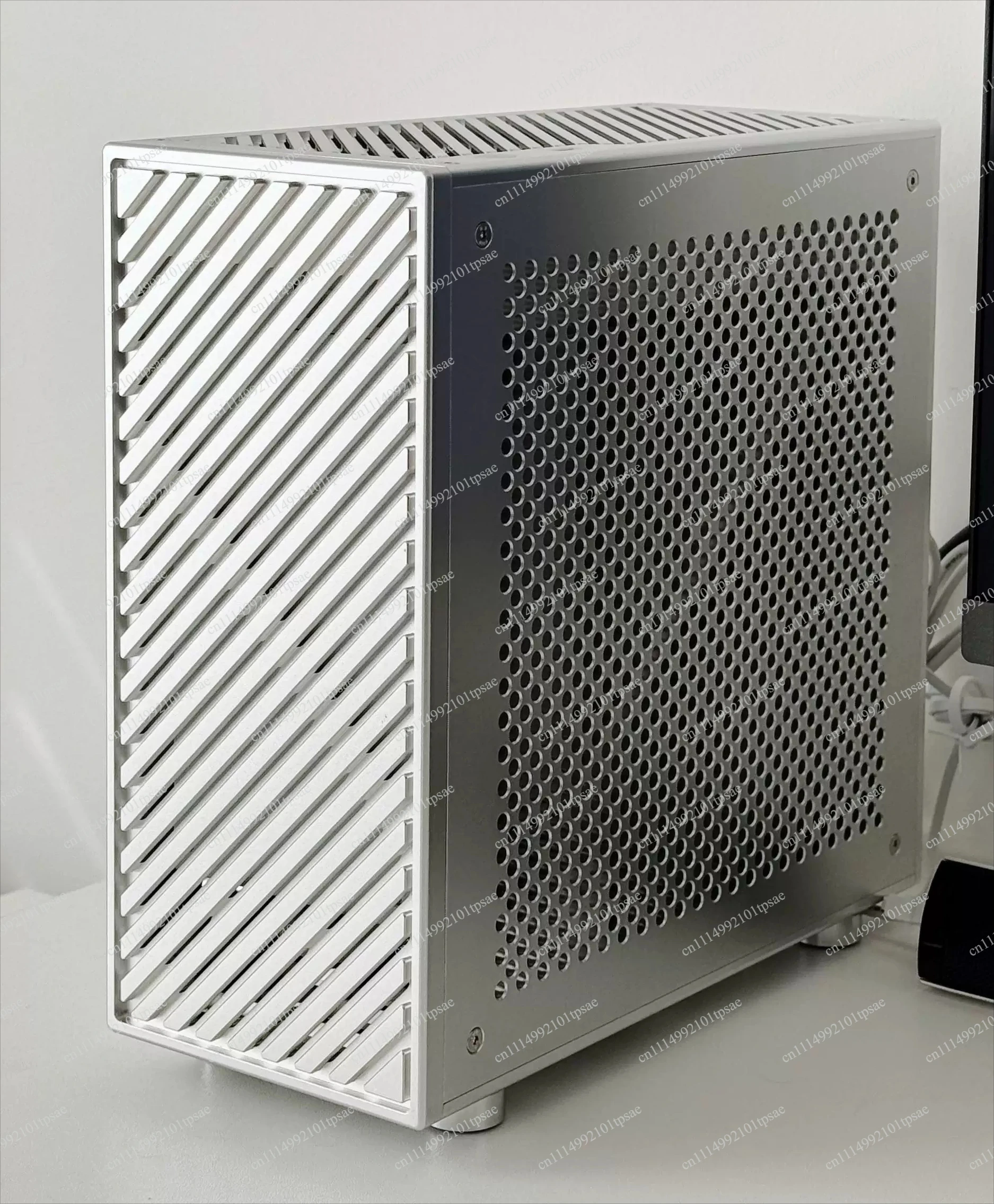 Sff Mini Itx Cnc Aluminum Chassis - LP P6 ITX-Gehäuse aus Aluminiumlegierung, CNC-gefertigtes