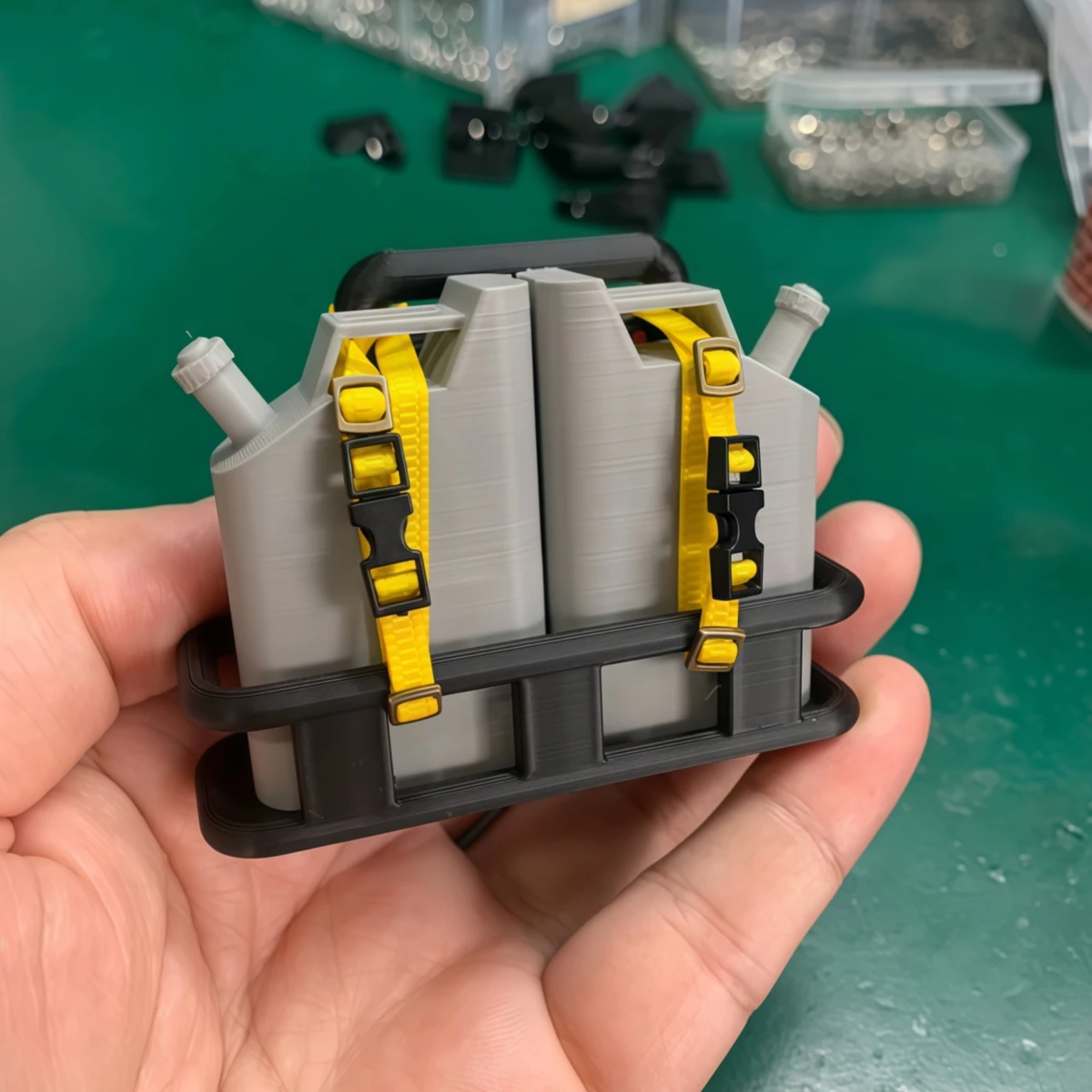 3D‑Printed Rear Bumper Dual Fuel Tank Mount Bracket Set For FMS FCX10 Land Cruiser LC80 RC Crawler Simulation Upgrade Parts
