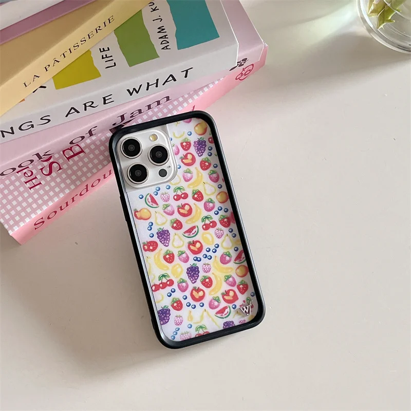 Wildflower 3D Summer Fruit Cute Grape Strawberry Cherry Phone Case per iPhone 15 14 13 12 16Pro Max WF Cartoon Pink Lovely Cover