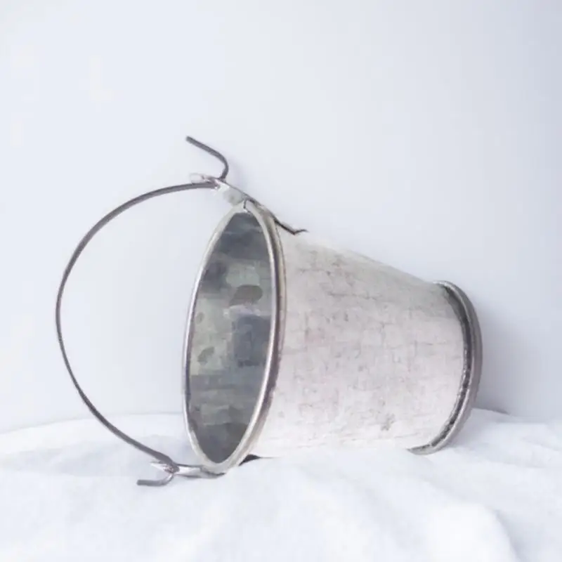 

2Pcs Mini Bucket Decorative Ornament for Kids Play House Accessories Mini Scene Decor Gift to Inspire Imagination and Cognitive