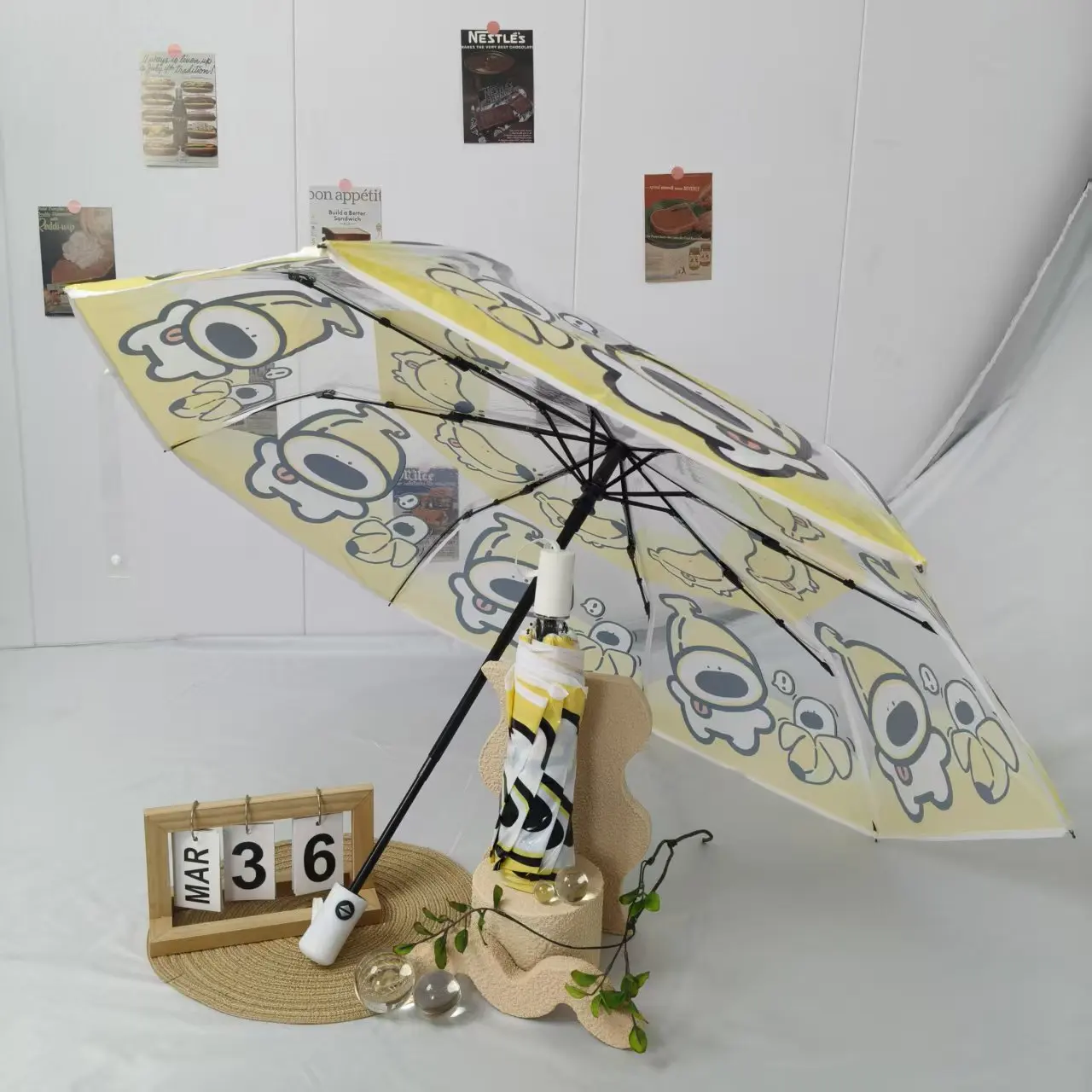 1 Fully Automatic Pvc Material Banana Dog Pattern Transparent Umbrella, Waterproof and Windproof, Suitable for Travel Photography