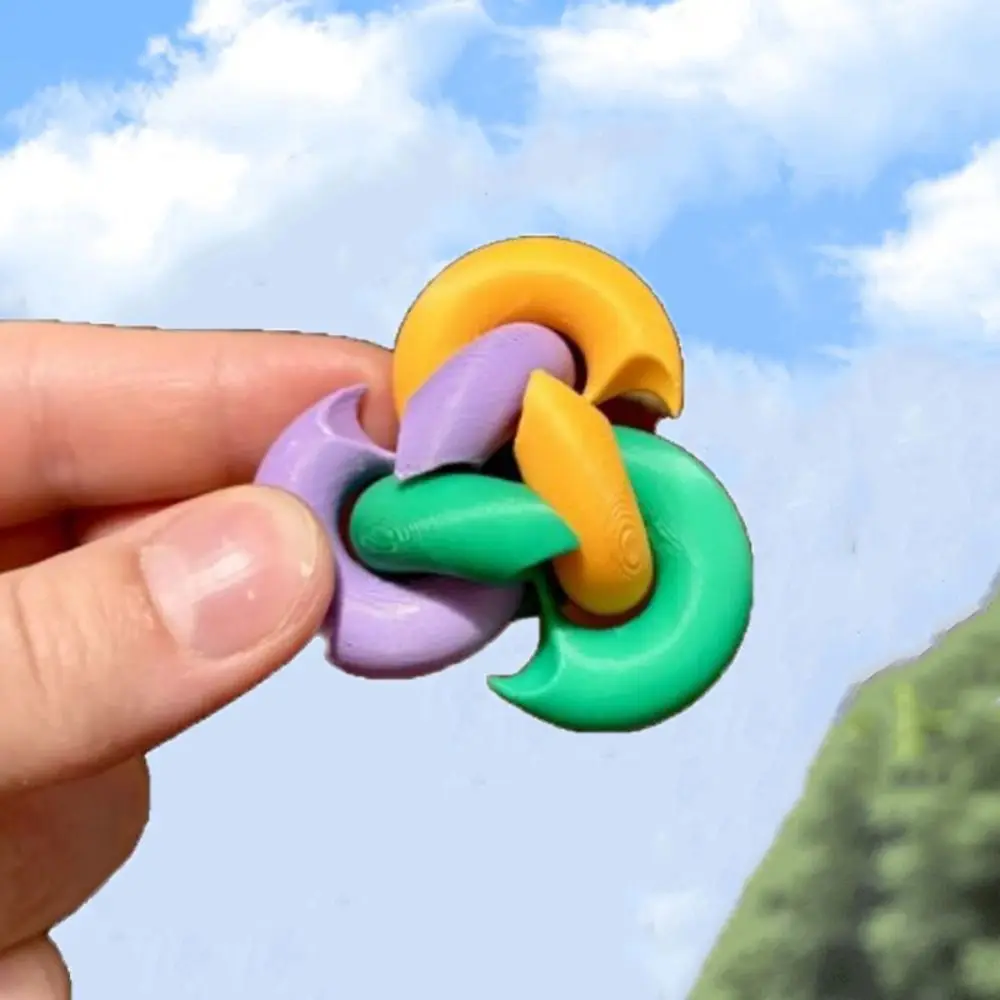 Facile da maneggiare Rilassante Cubo pieghevole infinito Leggero rotante Cubo pieghevole illimitato Colorato 3D Spin Fidget Toys Giocattolo da scrivania