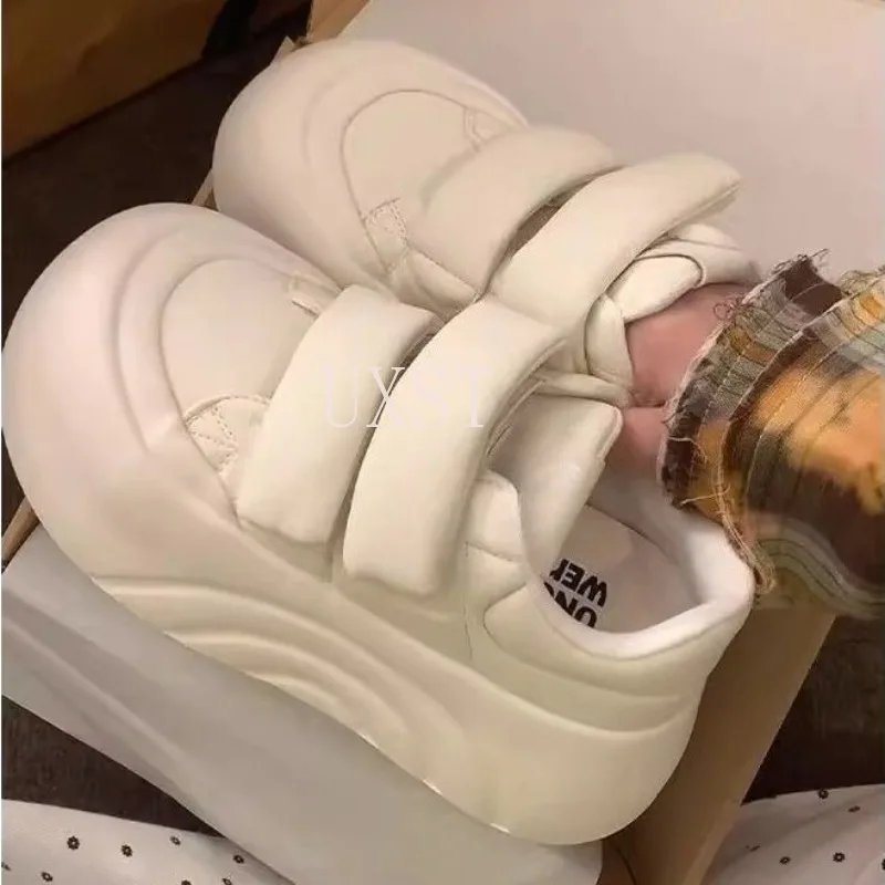 

Женские туфли с круглым носком на толстой подошве и большим носком. Повседневная обувь. Уродливая и милая спортивная обувь. Универсальные белые туфли, увеличивающие рост.