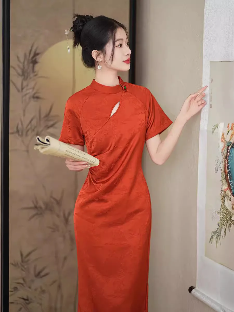 2024 New Chinese Style Improved Qipao Fashionable Young Style Temperament Solid Color High end Middle Length Dress