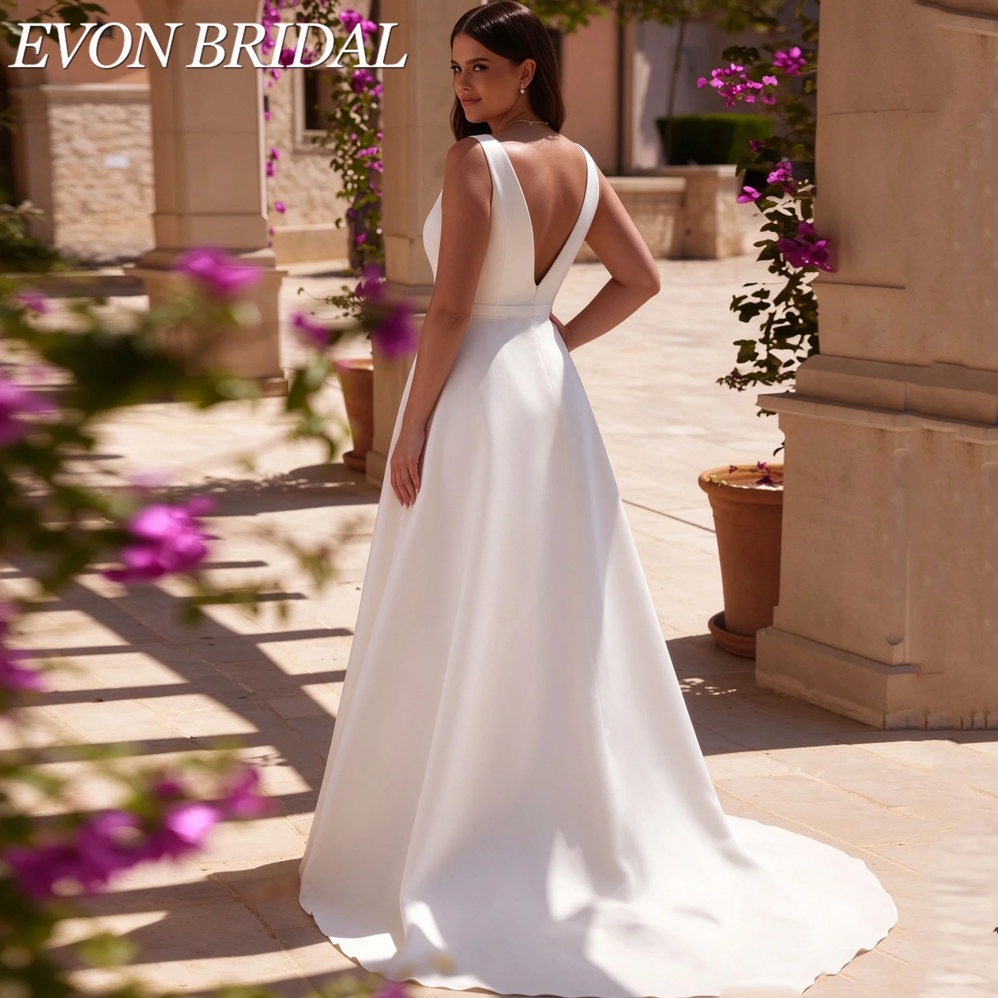 EVON BRIDAL Plus Size Wedding Dress A Line Spaghetti Strap Bride Gown With Sashes V-Neck Vestido De Noiva Sleeveless Customized