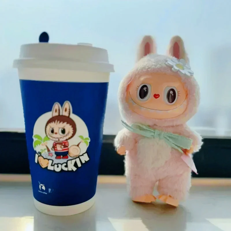 2025 ליבובו – הדולקון המוזר שמחזיר את הלב ללב: ביקורת מפורטת על הדולקון הוויניל של ה-Blind Box