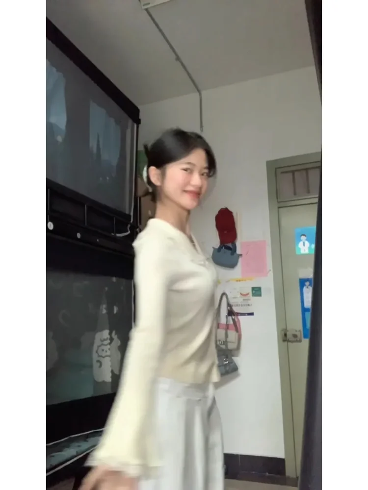 

Knitted Cardigan Jacket Peter Pan Collar Long Sleeve Sweet Brushed Ruffle Knitted Women's Sweater