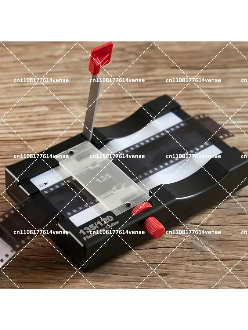 35mm 135 Film Cutter Trimmer for Color Black and White Negative Film Cutting Tool