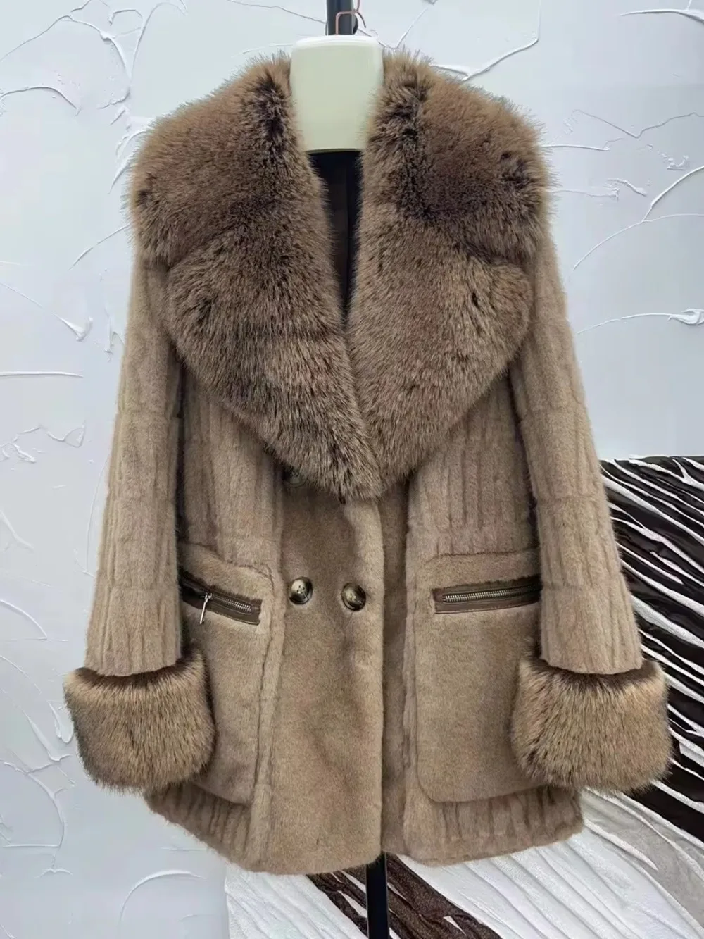 2024 Winter Jacket Women Artificial Faux Fur Coat Thick Warm Loose Outerwear Streetwear Luxury Leopard New Fashion Brand Casual