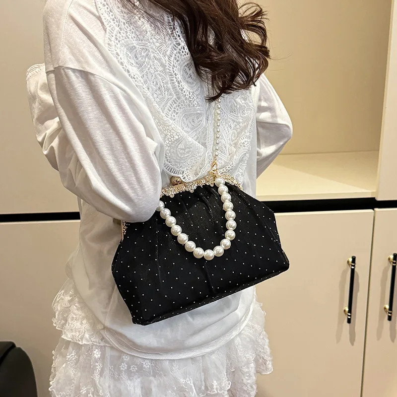 

Сумка через плечо с пряжкой 2025 года, женская сумка через плечо со свежим цепочкой, минималистичная сумка-тоут «день-ночь», универсальная сумка-слинг, текстурированный верх