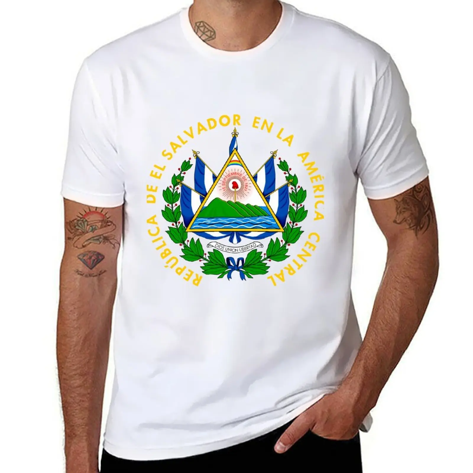 

Coat of arms of El Salvador T-Shirt Fashion Letter Print T-Shirt
