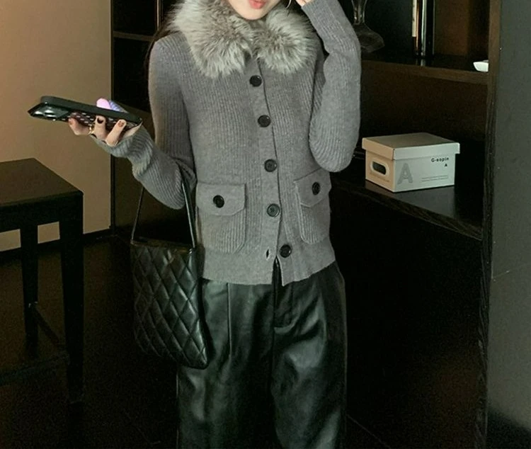 

Grey Knitted Sweater for Women's Autumn and Winter New Commuting Casual Style Soft Glutinous Versatile Sweater