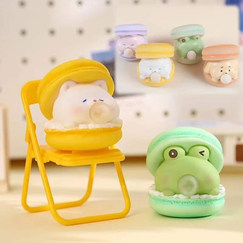 1pcs Cartoon Macaron Burger Ornament Squeezing Bubble Soft Stress Relief Desktop Decoration Adult Student Stress Relieving Toy