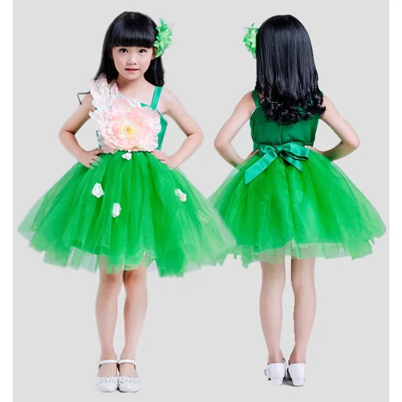 

61 Children's Choir Costumes, Kindergarten Dances, Girls' Fluffy Skirts