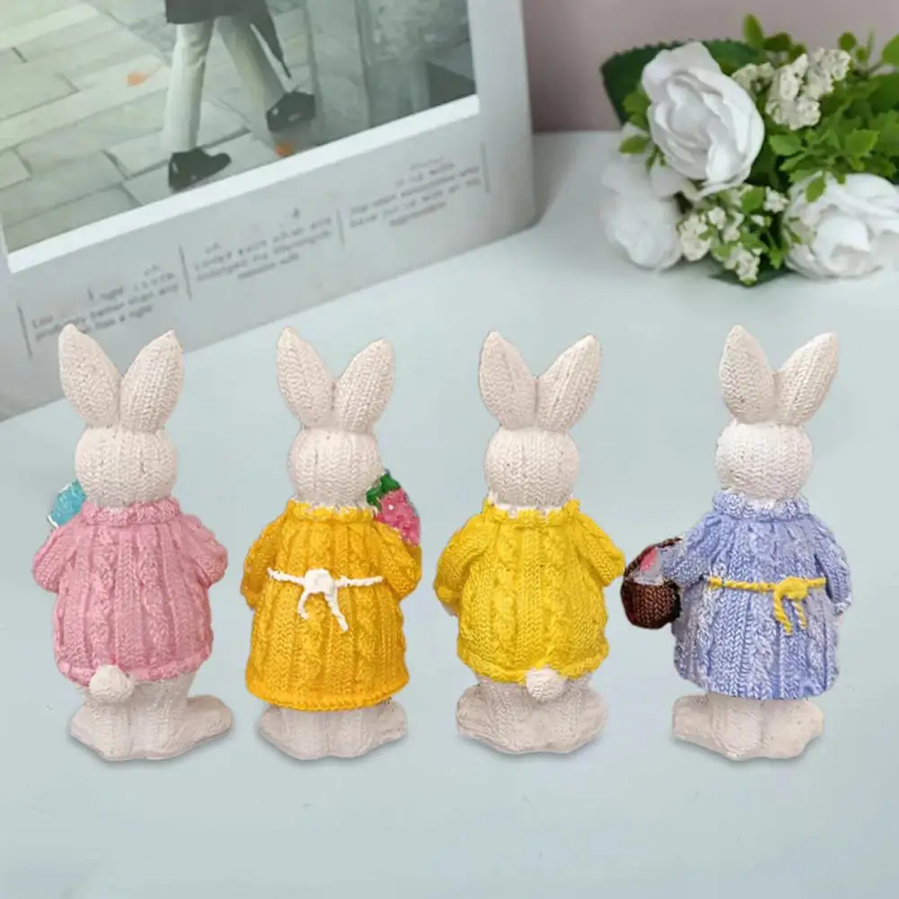 イースターバニーの飾り-イースターバニーの置物-花を抱えた卵-ニットセーターのウサギ像-春の花ウサギモデル-4個セット