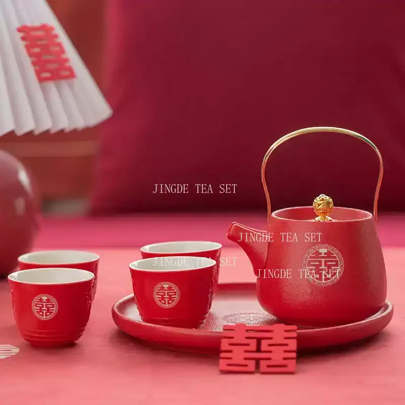 

Red Ceramic Double Happiness Tea Pot Set Chinese Wedding Tea Sets Teacup Tray Suit Customized Exquisite Porcelain Teaware Gifts
