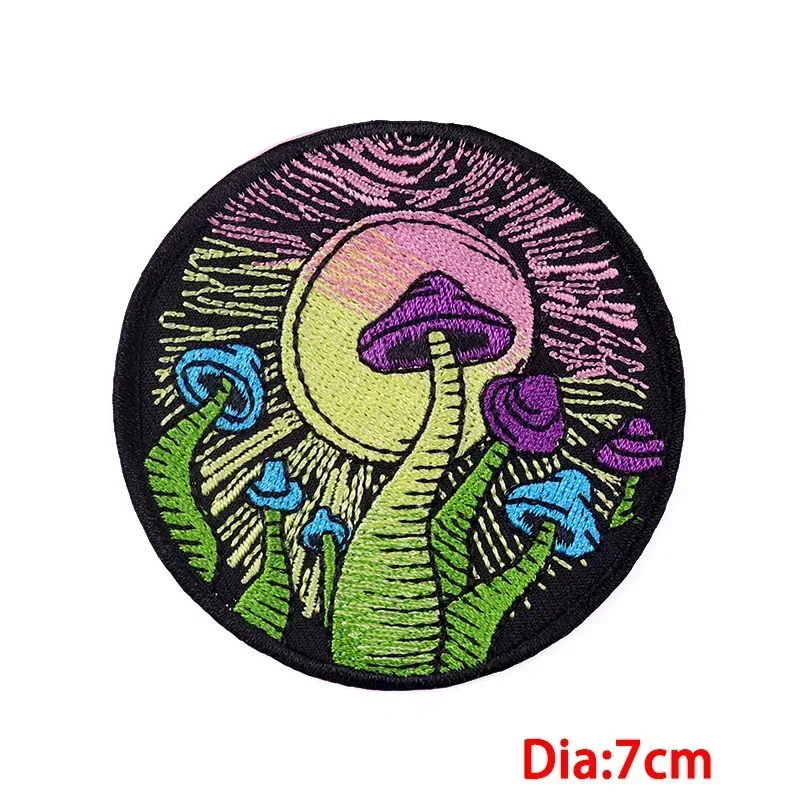 20pcs/Lot Luxury Embroidery Patch Psychedelic Mushroom Bottle Plant Shirt Bag Clothing Decoration Accessory Craft Diy Applique