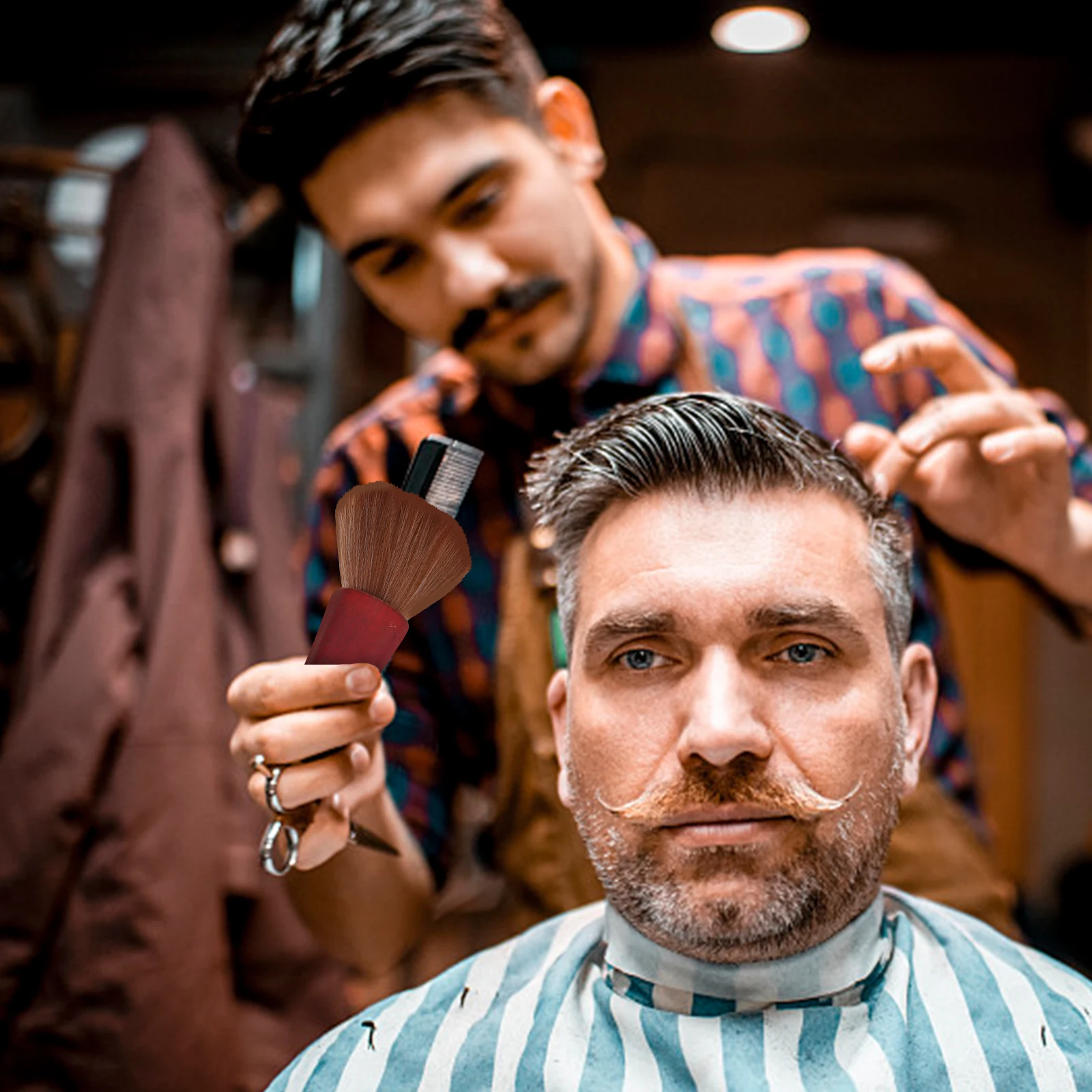 

1Pcs Barber Hair Brush Wooden Handle Easy Operate Add Convenience Clean Up Broken Hair Necklines Ears Stylist Tool