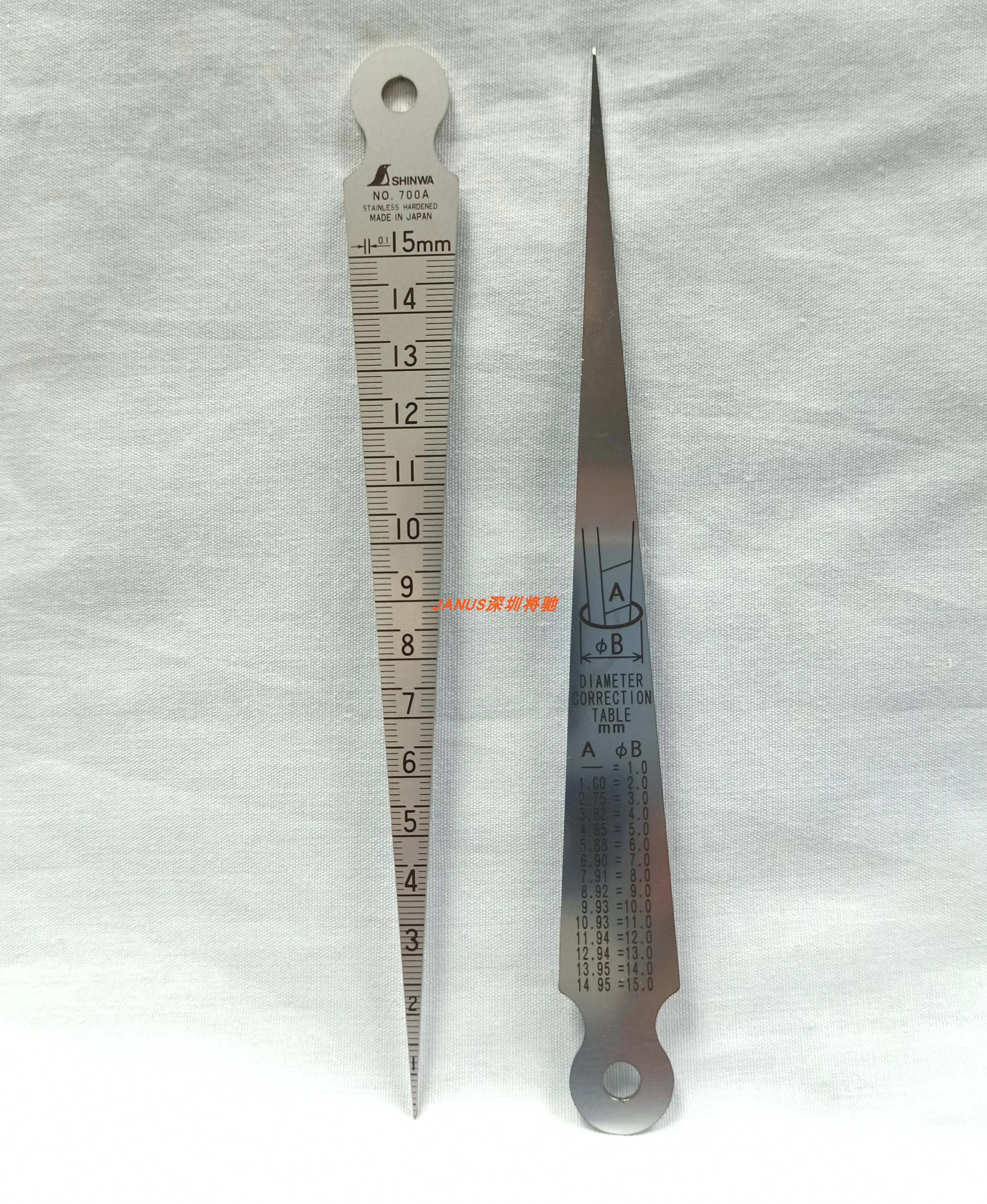 Product No. 700A Measuring Aperture/gap/hook Groove, Etc. Size Range 0-15mm Accuracy ± 0.1mm Inclined Feeler Gauge