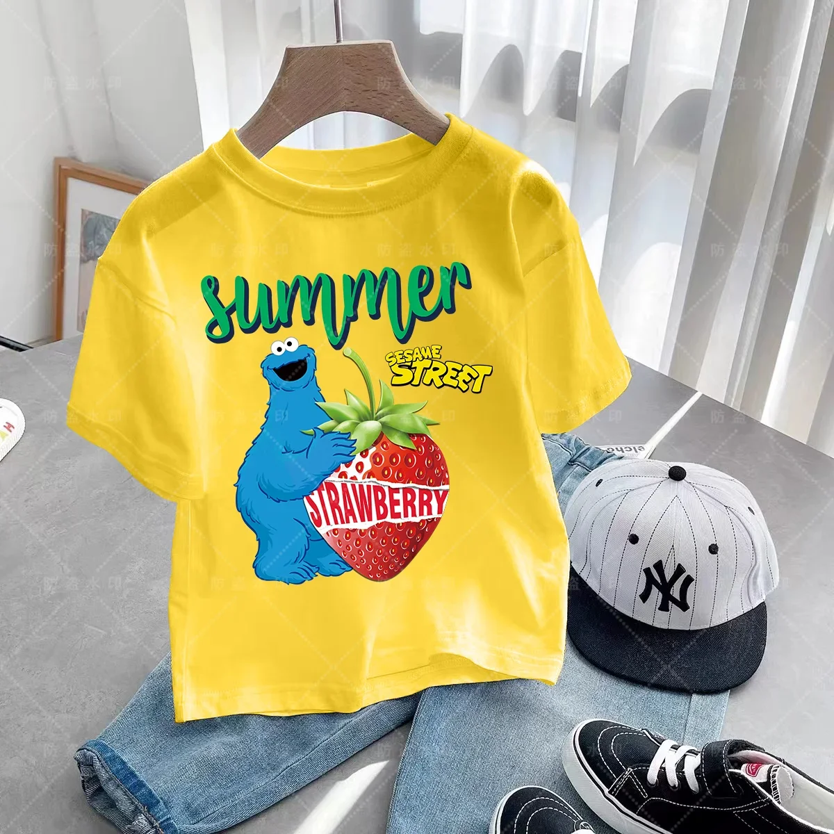 Summer Kids Short sleeved Girls and Boys T-shirts Sesame Street Elmo Cartoon Print Multicolor Kids T-shirts Fun baby clothes