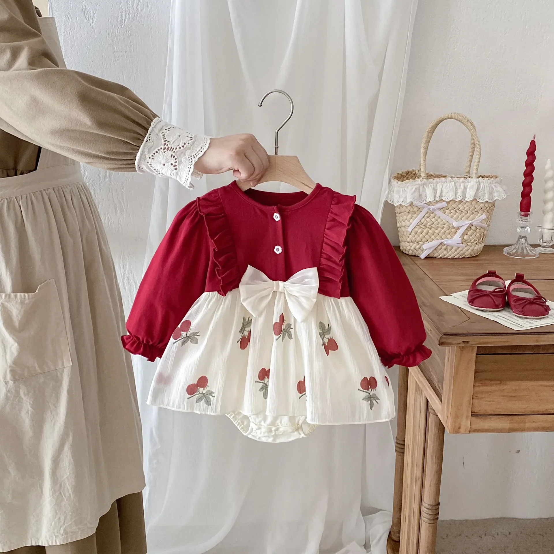 

Autumn Baby Girl Romper Dress Cherry Print Vintage Ruffle Bowknot Puff Sleeve 0-2Y Baby Girls' Clothing