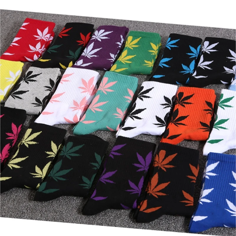 5 Pairs of Popular Maple Leaf Harajuku Street Skateboarding Basketball Couple Socks