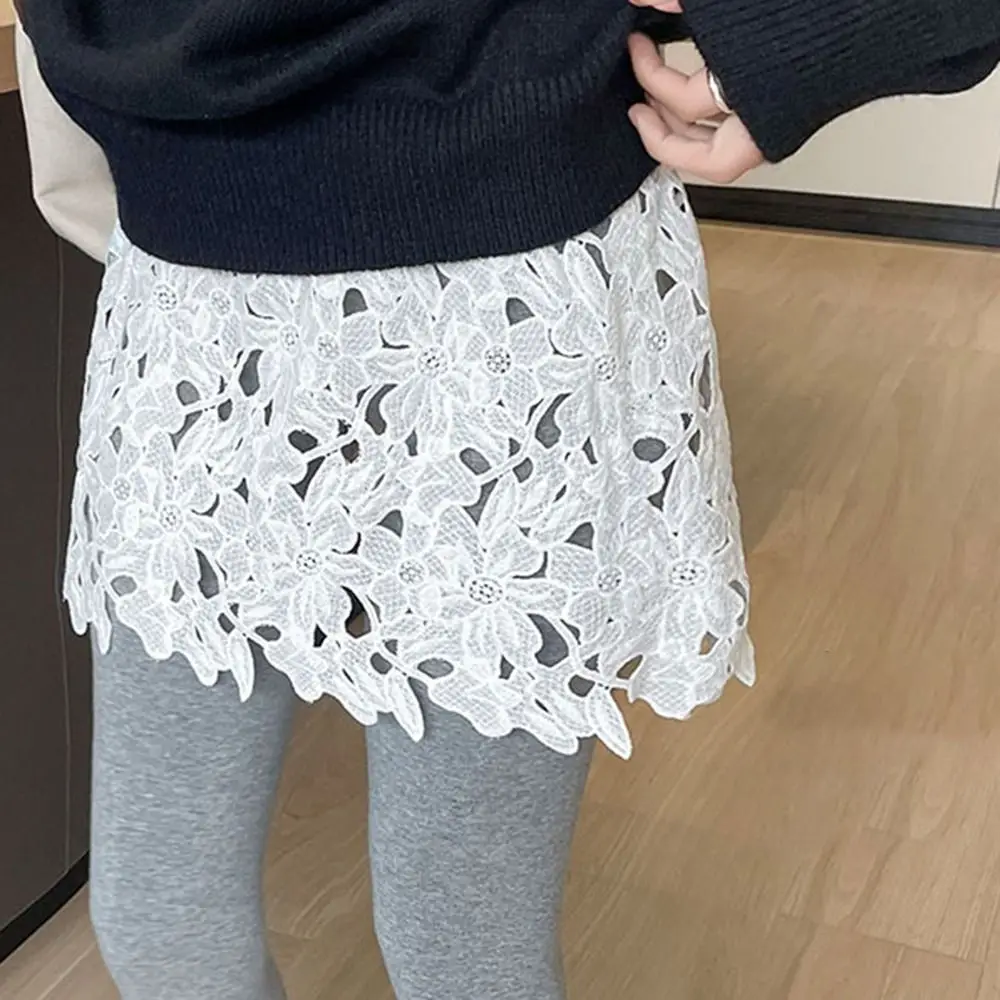 

Fashion Embroidered Flower Lace Mini Skirt Harajuku Y2K Streetwear Fart Curtain Casual Butt Curtain Jeans Decoration