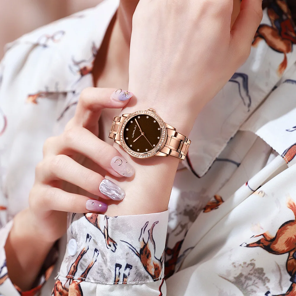 Reloj de mujer CRRJU, diseño moderno y sencillo, con movimiento de cuarzo, resistente al agua y adornado con pedrería, ideal para vestir y llevar en la muñeca. Reloj femenino.