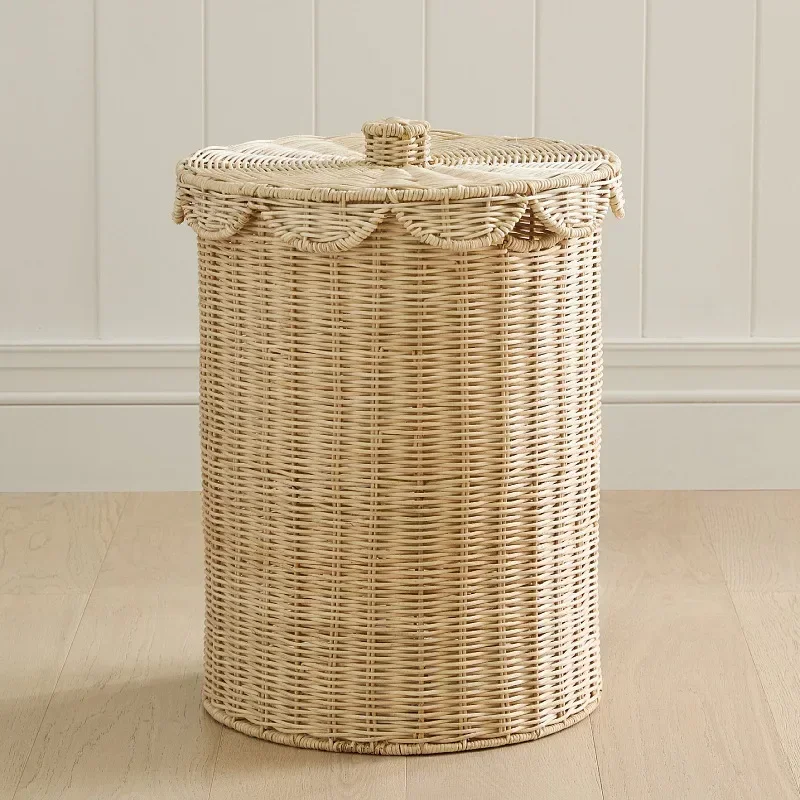 Woven storage basket with lid, large capacity for household use