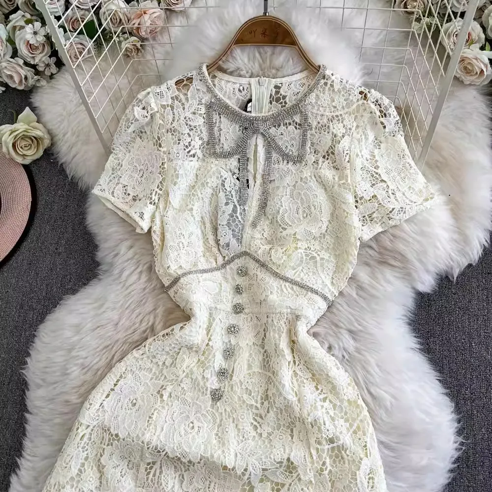 Runway French Vintage Spring Lace Hollow Out Party Long Dress Elegant Women Diamonds Bow O Neck High Waist Short Sleeve Robe