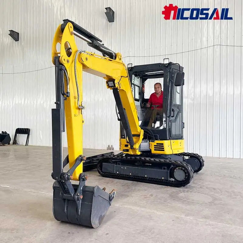 

Hot Sale Small Crawler Mini Excavator for Construction, Garden and Farm Work- Lightweight with Spare Parts