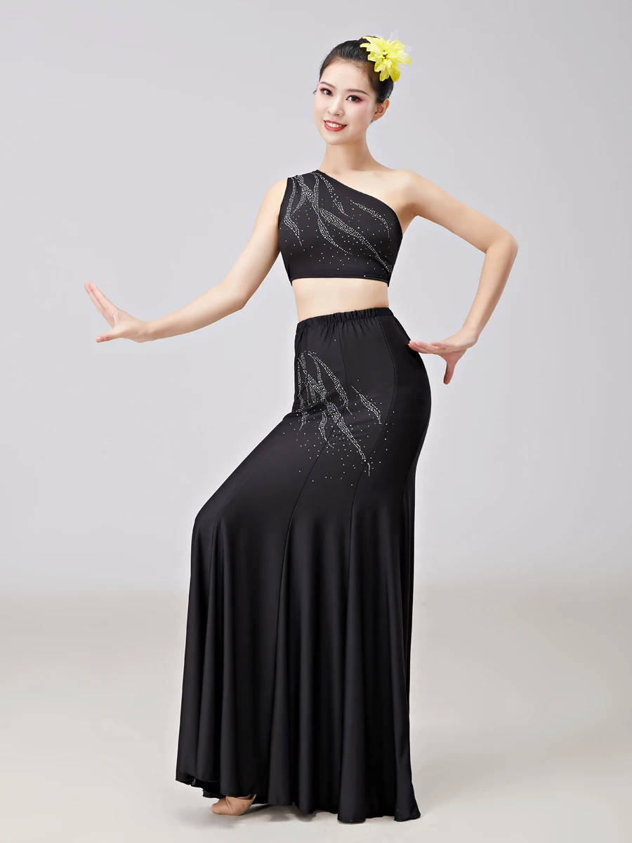 Vrouw Dai Danskostuums Nationale Hmong Dans Fishtail Pauw Danser Kleding Traditionele Minderheid Pauw Stage Performance