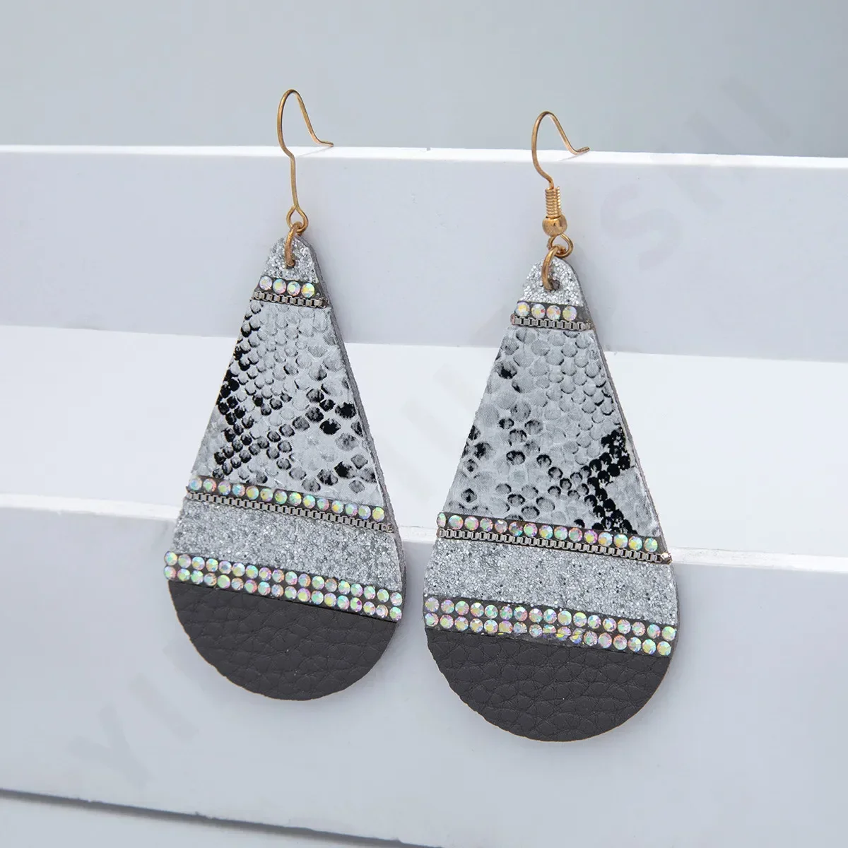 French Vintage Leather Eardrop for Women Droplet Snake Skin Pattern Printed Earrings Jewelry Gift 2024 image 6