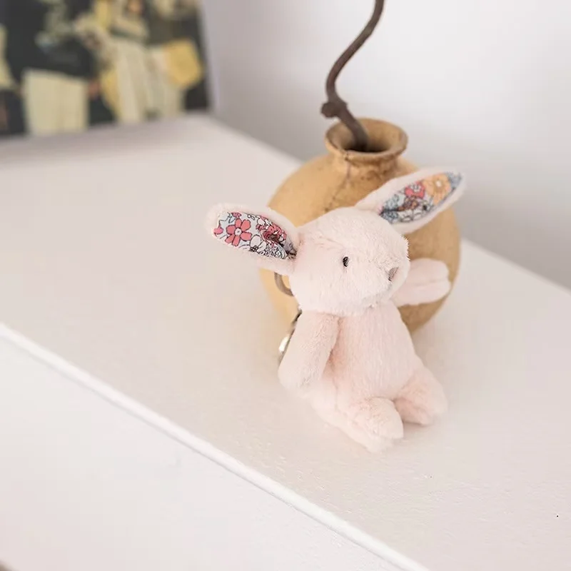 أحدث زهرة القماش أرنب حقيبة الظهر قلادة المفاتيح Kawaii ألعاب من نسيج مخملي دمية الكرتون أنيمي لطيف صديقة هدية عيد ميلاد متعة