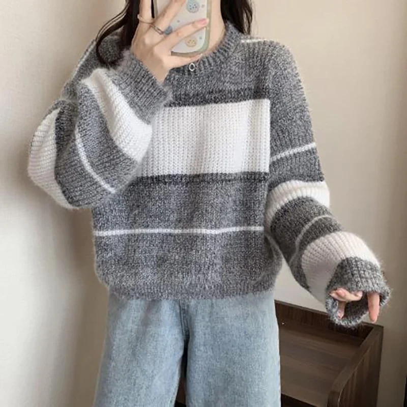 Fashion O-Neck Spliced Casual Striped Sweaters Female Clothing 2024 Autumn Winter New Loose All-match Pullovers Korean Tops