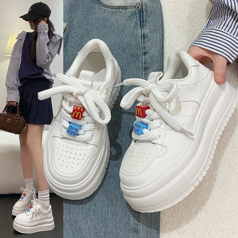 

2025 Spring New Thick-Soled White Sneakers for Women Height-Increasing Casual Sports Shoes Versatile Board Shoes