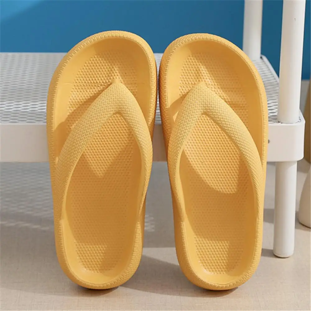 1 Pair Summer Women Men Flip Flops Beach Sandals Non-slip Thick Sole Unisex Bright Color Slip-on Couple Sandals for Beach