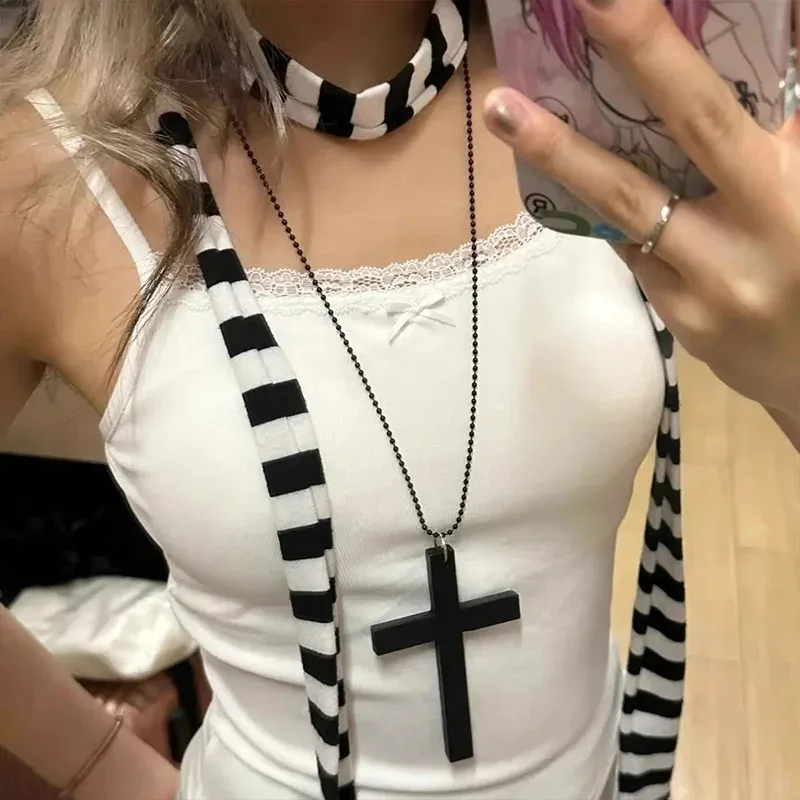 Y2k Punk Gothic Women Vintage Wood Cross Black White Red Necklace Hip Hop Pendant Necklace Sweet Cool Party Jewelry Girls Gift