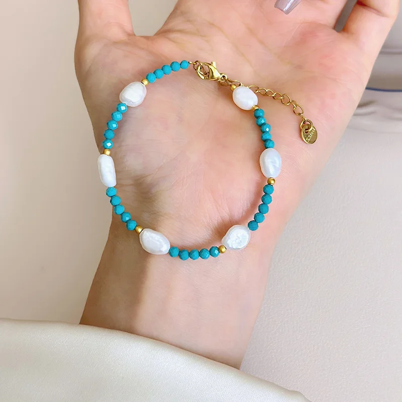 

Новый корейский модный синий бирюзовый пресноводный жемчуг для женщин, нишевый дизайн, простой универсальный элегантный браслет на руку