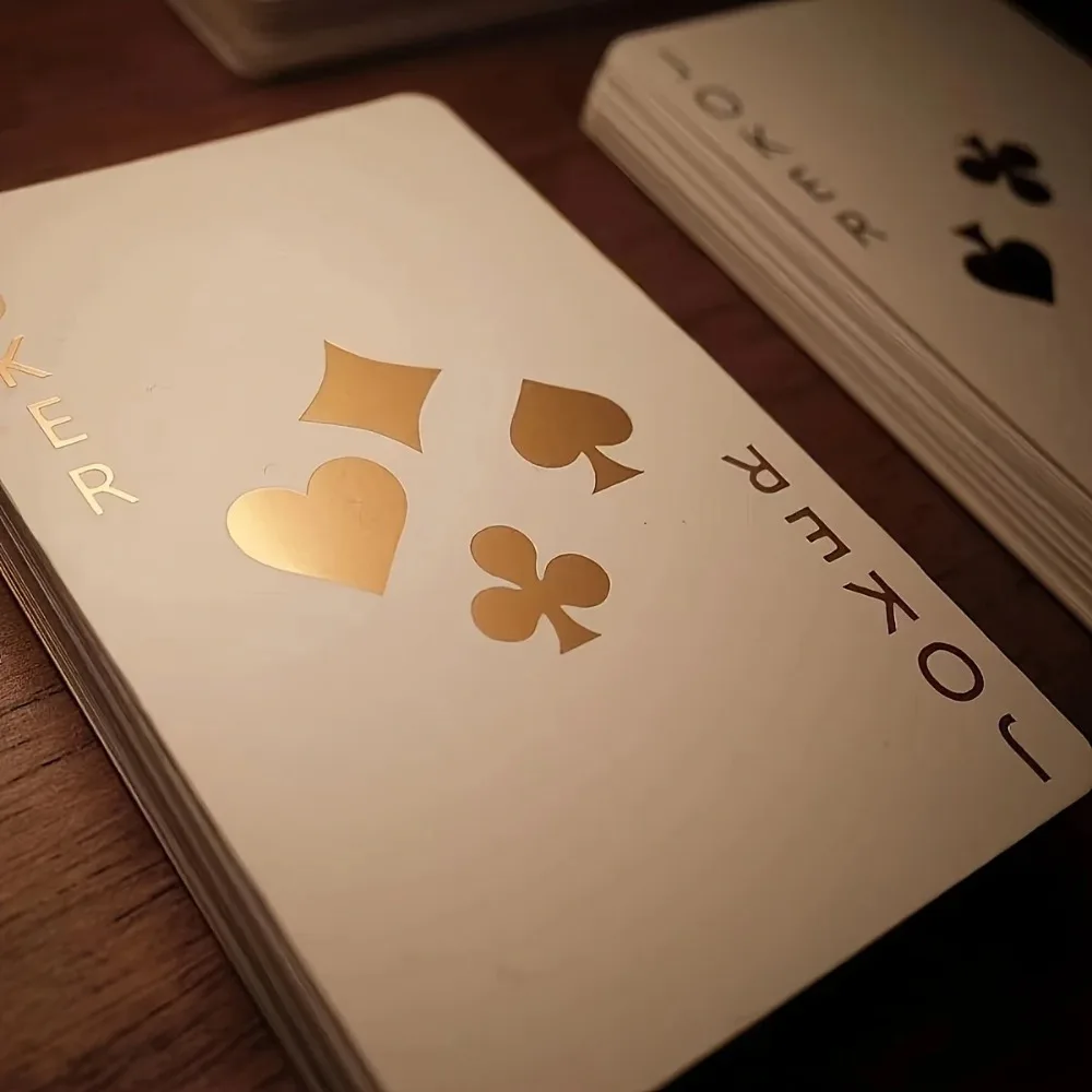 2026 NEW Poker cute limited edition luminous playing cards good-looking white rose party dormitory must-have girly heart party
