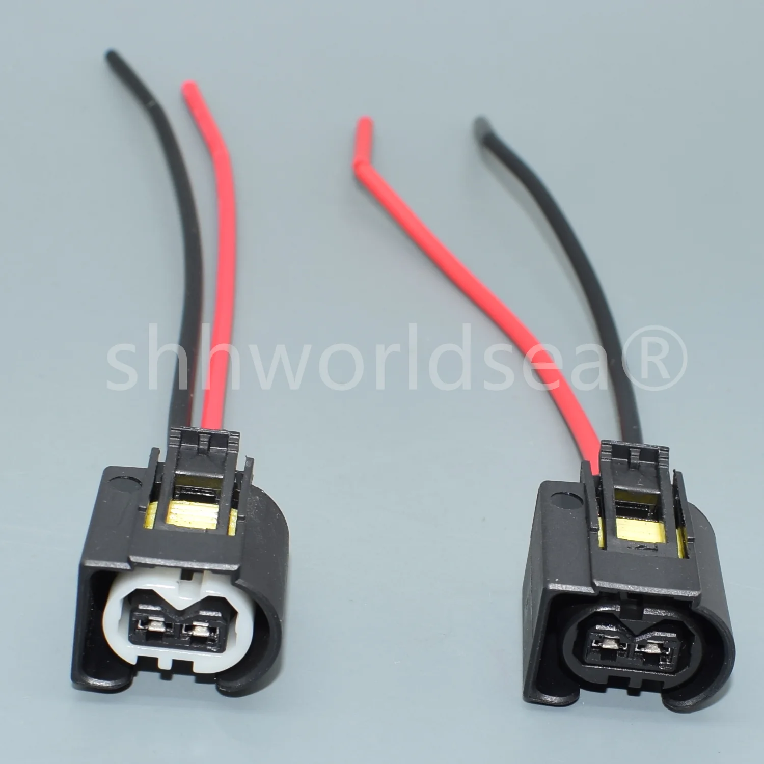 shhworldsea 2 Pin Ignition Coil pump plug Crankshaft Position Sensor Auto connector 1685452928 1685453028 09441212 A1685452928