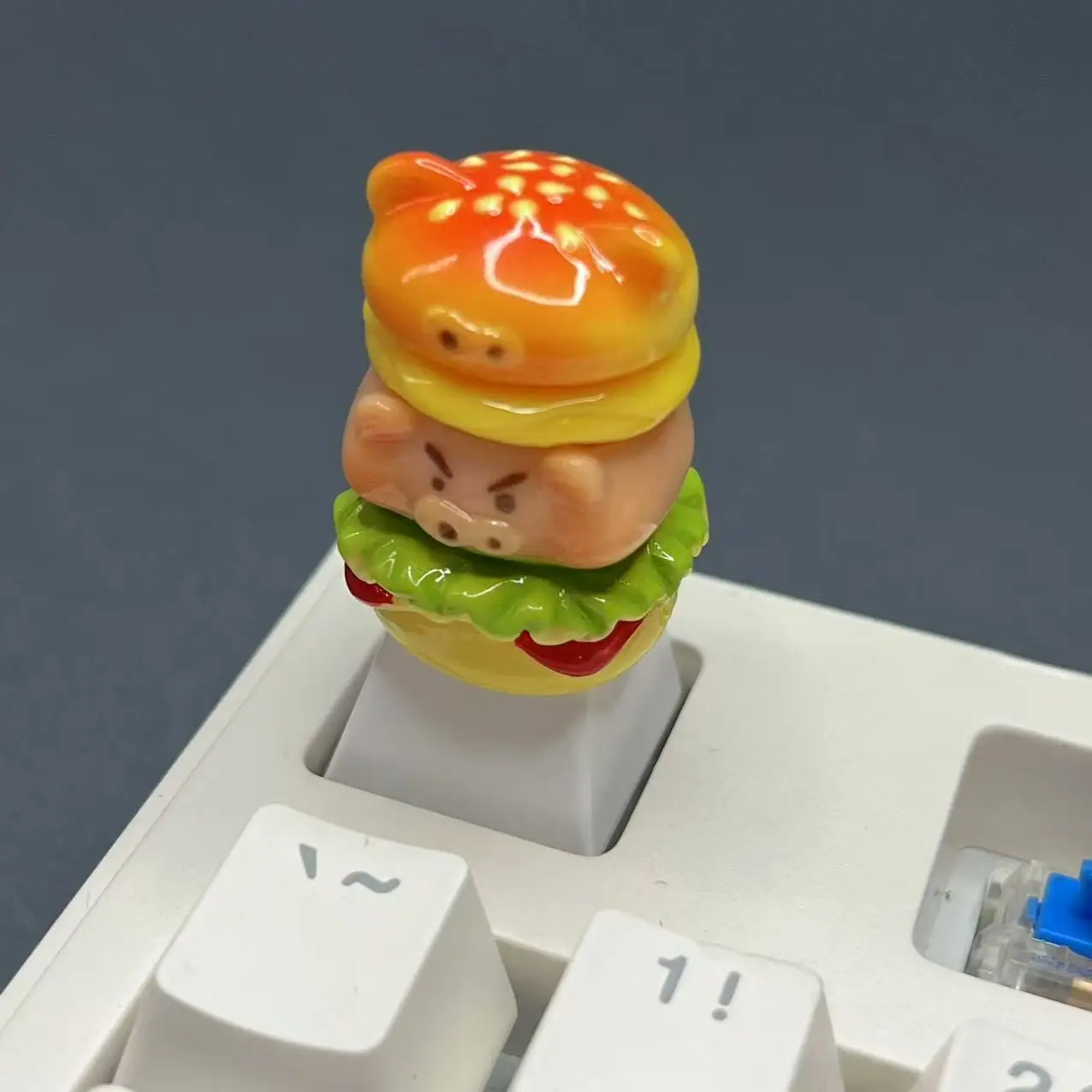 Cute Piggy Burger Keycaps Mechanical Keyboard Personalized and Creative Cute Cartoon Anime Resin Pink Couple Keycaps