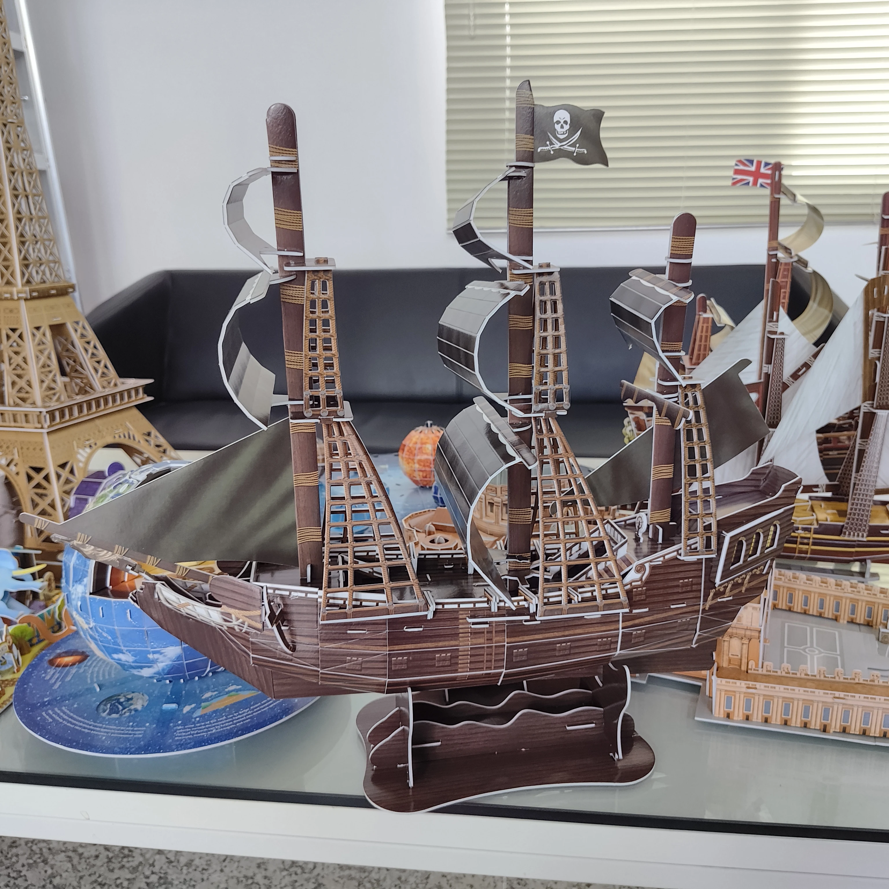 104pcs die schwarze Perle Piraten schiff 3d Papier Puzzle DIY Bau Boot Modell handgemachte Lernspiel zeug Geschenk für Kinder Kinder