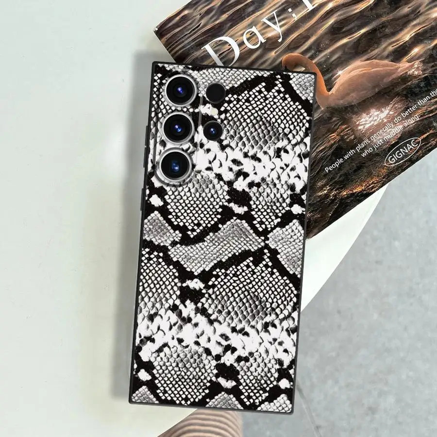 Snake Skin Pattern Funda Phone Cover Case for Samsung Galaxy S26 Ultra S24 Note 20 8 9 10 S10 S9 S21 FE S23 S25 Plus S20 Ultra view 5